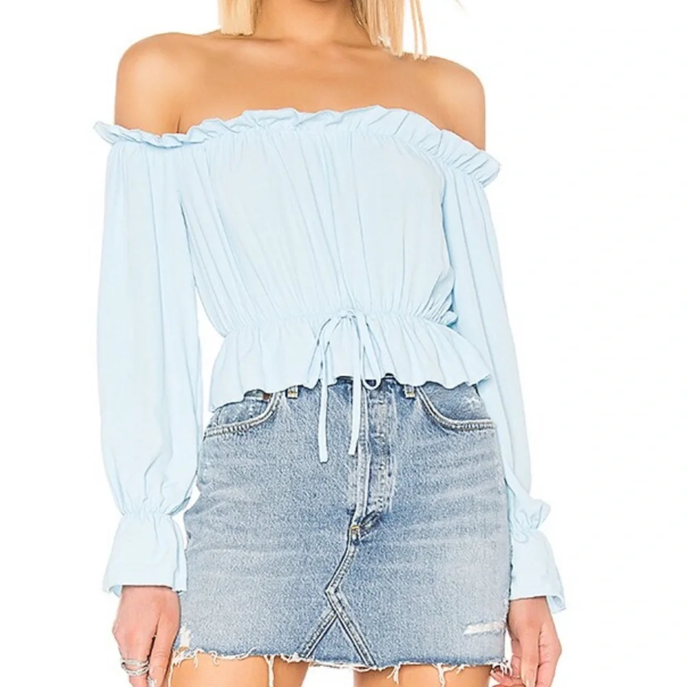 Superdown Off Shoulder Top - Picture 2 of 5